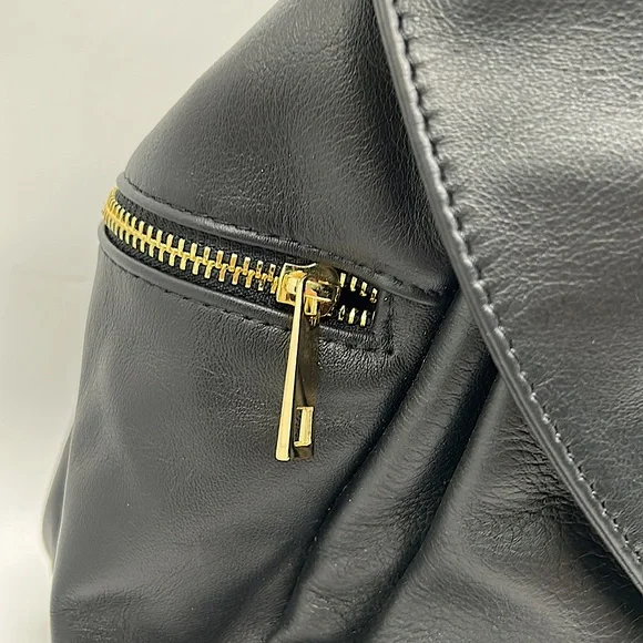 UNICA! Firenze NWT Luxurious Black Leather Backpack Bag ❤️❤️ - Picture 4 of 9